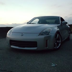 Meet your Posher, Rene